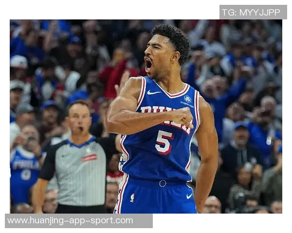 格莱姆斯重返76人签约一年870万资质报价引发关注