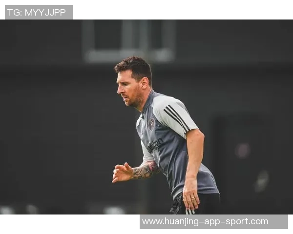 球王的小迷妹张琳艳穿梅西10号球衣晒美照引热议 球王的小迷妹张琳艳穿梅西10号球衣晒美照引热议